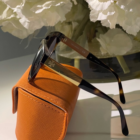 Tory Burch sunglasses - Picture 11 of 11